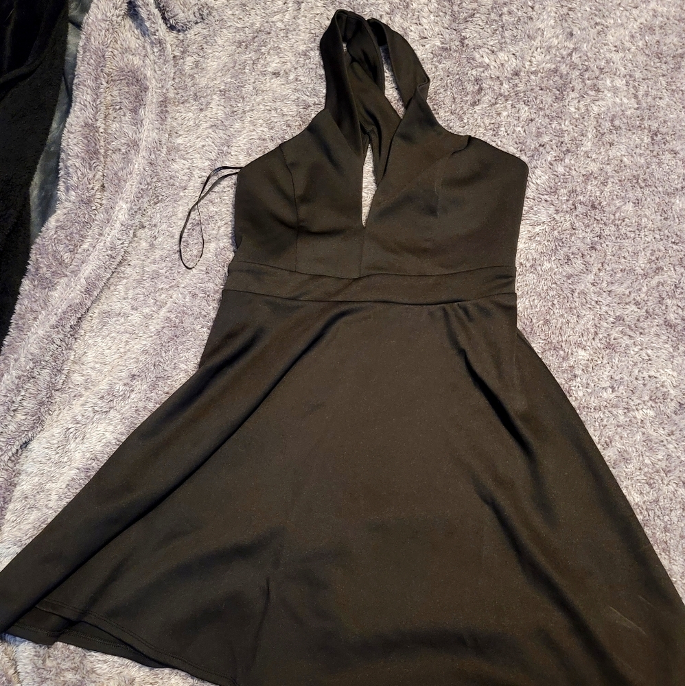 Short dress